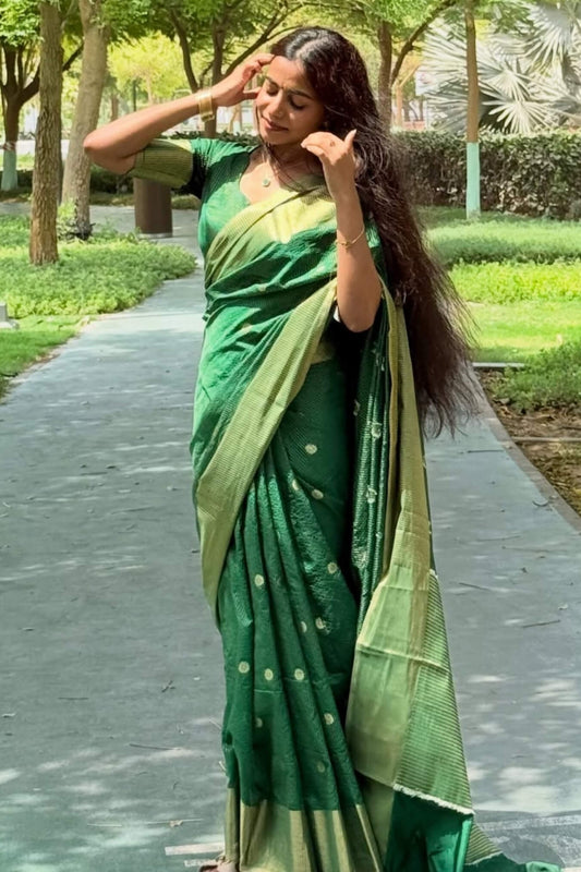Beleaguer Green Soft Silk Saree With Beautiful Blouse Piece