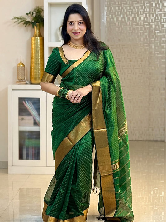 Sempiternal Dark Green Soft Silk Saree With Elaborate Blouse Piece