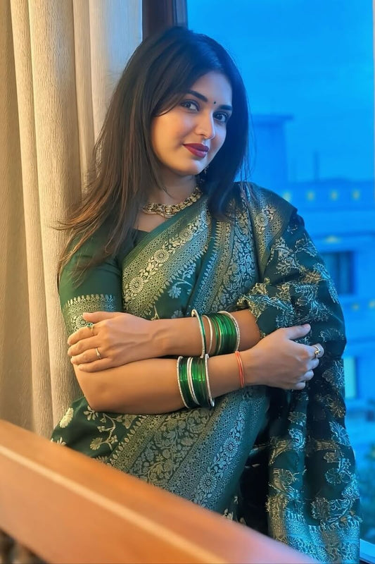 Wonderful Dark Green Soft Silk Saree With Scrumptious Blouse Piece