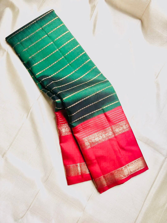 Evocative Dark Green Soft Silk Saree With Stylish Blouse Piece