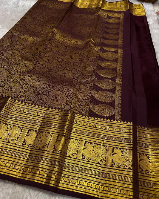 Enamoring Wine Soft Banarasi Silk Saree With Mellifluous Blouse Piece