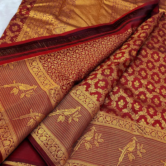 Murmurous Maroon Pure Zari Weaving Banarasi Silk Saree With Incredible Blouse Piece