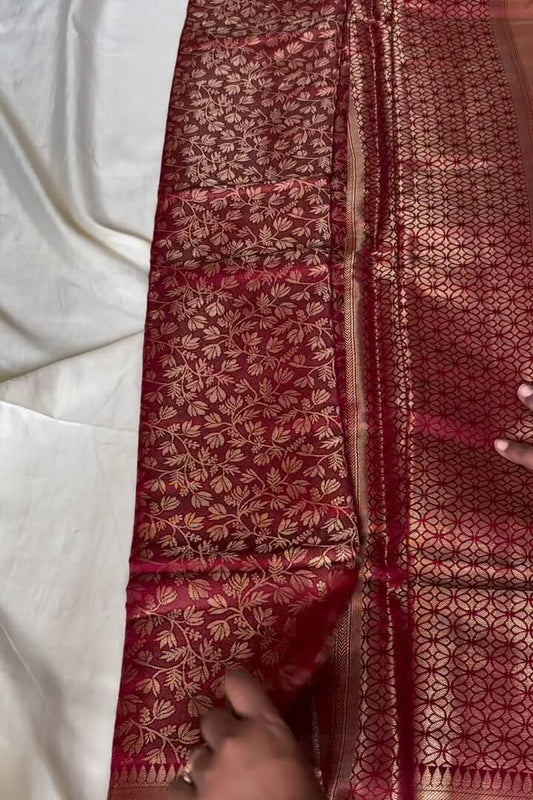 Elegant Wine Pure Zari Weaving Banarasi Silk Saree With Dazzling Blouse Piece