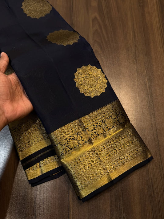 Incomparable Black Pure Zari Weaving Banarasi Silk Saree With Epiphany Blouse Piece