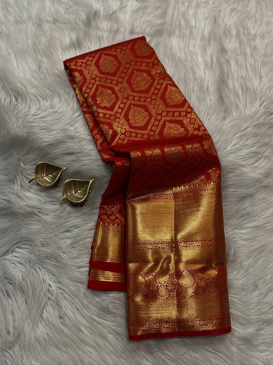 Scrupulous Red Pure Zari Weaving Banarasi Silk Saree With Gorgeous Blouse Piece