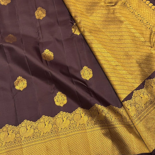 Amazing Brown Pure Banarasi Silk Saree With Staring Blouse Piece