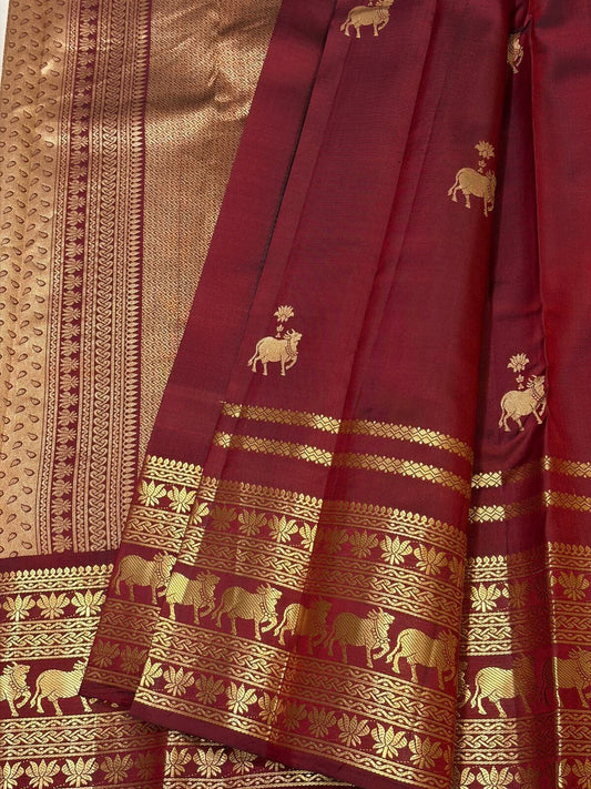 Gratifying Maroon Pure Banarasi Silk Saree With Mellifluous Blouse Piece