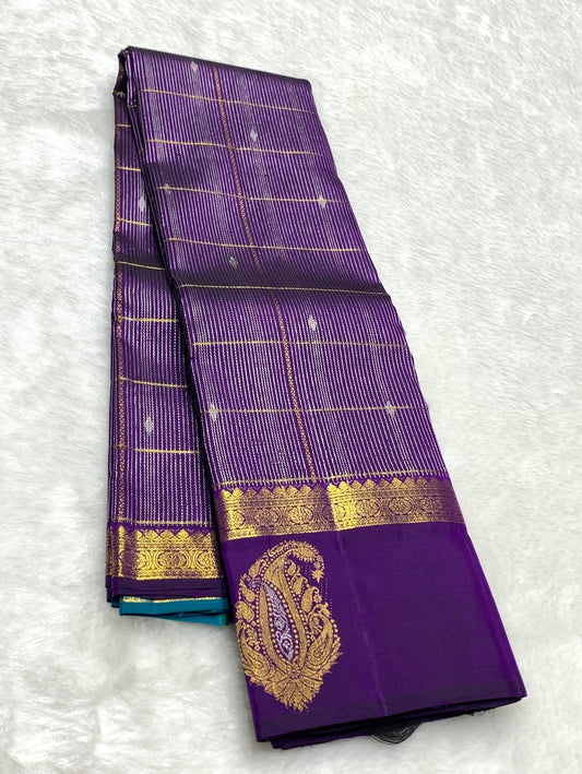Entrancing Purple Pure Zari Weaving Banarasi Silk Saree With Gossamer Blouse Piece