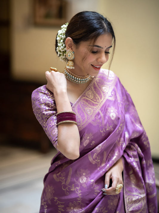 Arresting Lavender Soft Silk Saree With Beautiful Blouse Piece