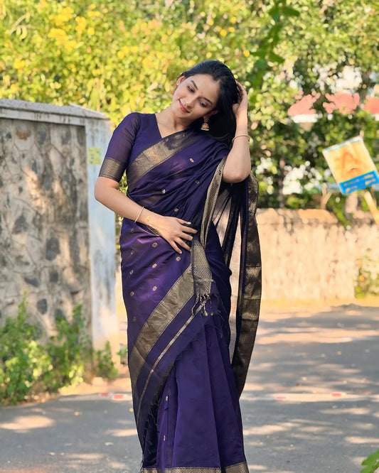 Elaborate Purple Cotton Silk Saree With Effervescent Blouse Piece