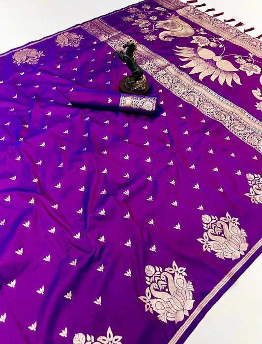 Stunning Purple Soft Silk Saree With Pretty Blouse Piece