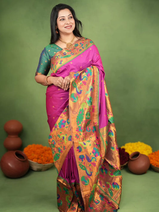 Admirable Magenta Paithani Silk Saree With Imaginative Blouse Piece
