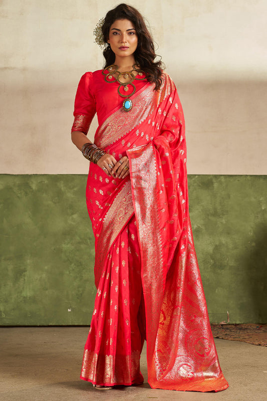 Arresting Dark Pink Pure Zari Weaving Banarasi Silk Saree With Serendipity Blouse Piece