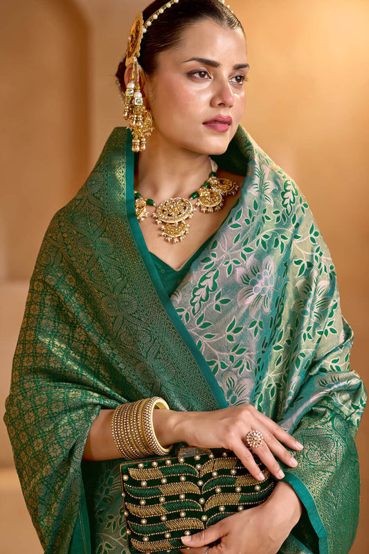 Marvellous Green Kanjivaram Silk Saree With Jubilant Blouse Piece