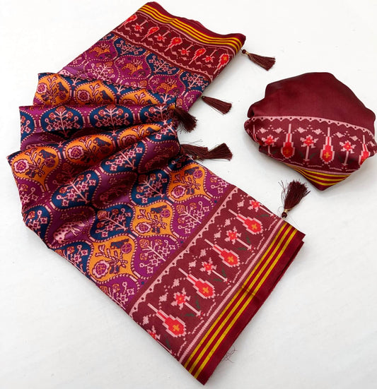 Ravishing Purple Printed Patola Handloom Silk Saree With Devastating Blouse Piece