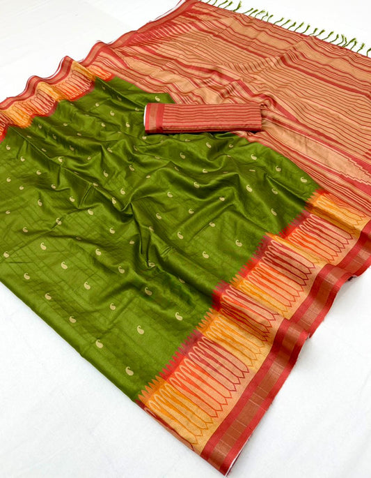 Delightful Green Pure Zari Weaving Banarasi Tussar Silk Saree With Adorable Blouse Piece
