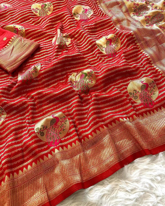 Eye-catching Red Soft Banarasi Silk Saree With Gratifying Blouse Piece