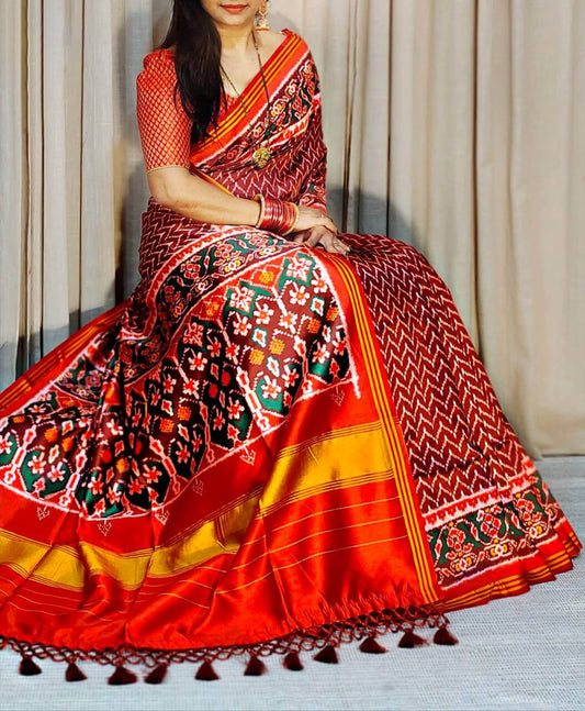 Sempiternal Maroon Patola Lagdi Patta Saree With Nemesis Blouse Piece
