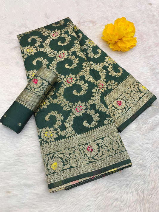 Sumptuous Dark Green Soft Banarasi Silk Saree With Ravishing Blouse Piece
