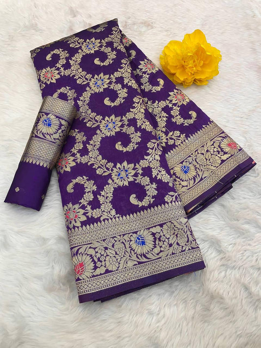 Beguiling Purple Soft Banarasi Silk Saree With Cynosure Blouse Piece