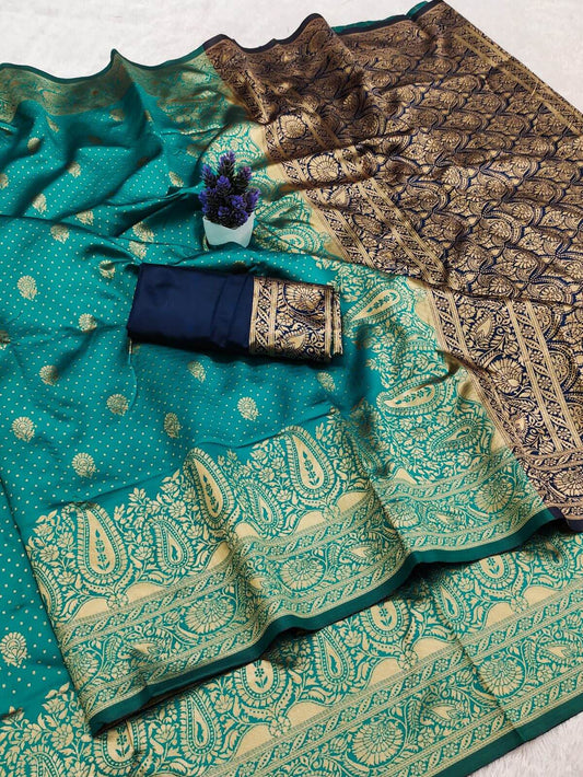 Mesmeric Rama Soft Silk Saree With Enthralling Blouse Piece