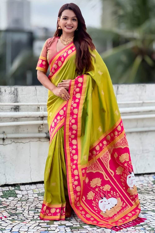 Magnetic Mehndi Banarasi Pichwai Silk Saree With Resplendent Blouse Piece