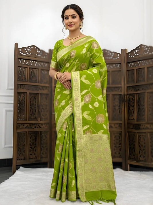 Magnificat Green Banarasi Dola Silk Saree With Preferable Blouse Piece
