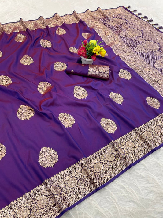 Scrumptious Purple Pure Zari Weaving Banarasi Silk Saree With Surpassing Blouse Piece