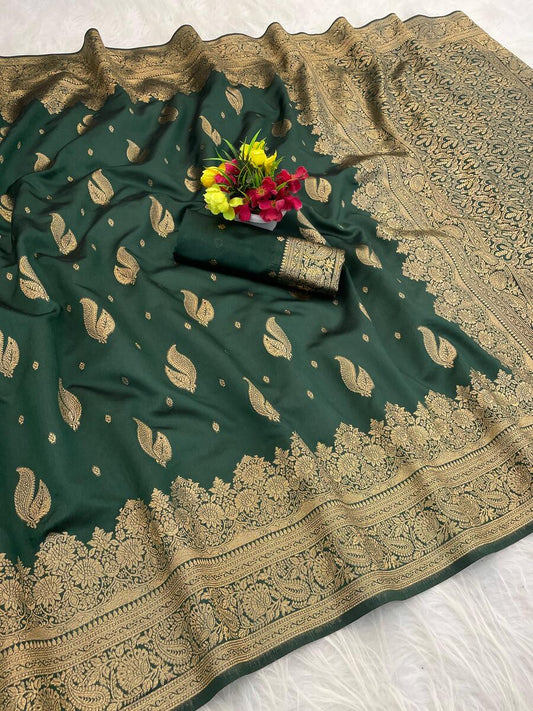 Majestic Dark Green Soft Silk Saree With Incomparable Blouse Piece