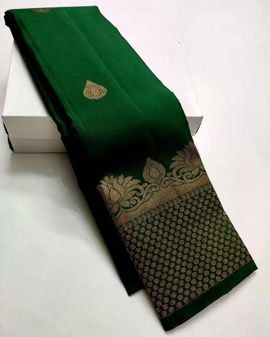 Girlish Dark Green Soft Silk Saree With Impressive Blouse Piece