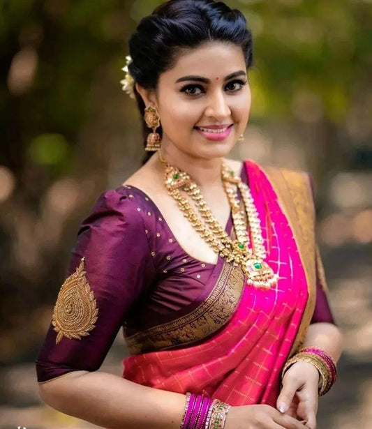 Admirable Pink Soft Silk Saree With Artistic Blouse Piece