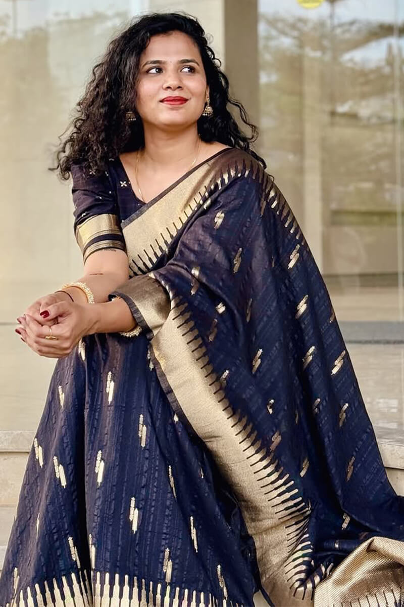 Redolent Black Soft Silk Saree With Beautiful Blouse Piece
