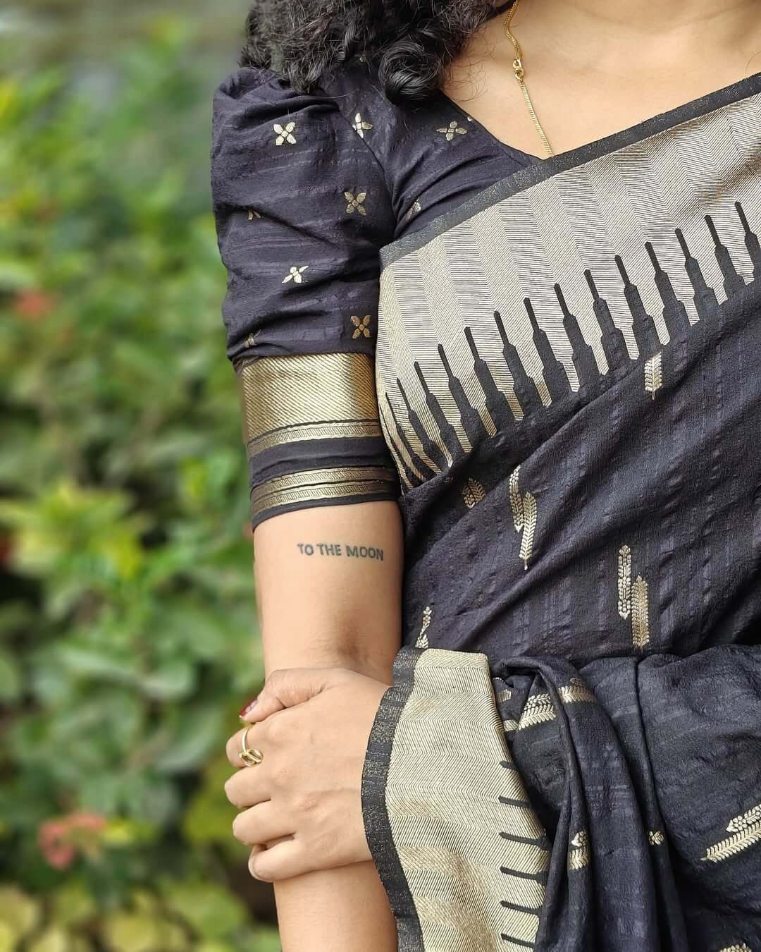 Redolent Black Soft Silk Saree With Beautiful Blouse Piece