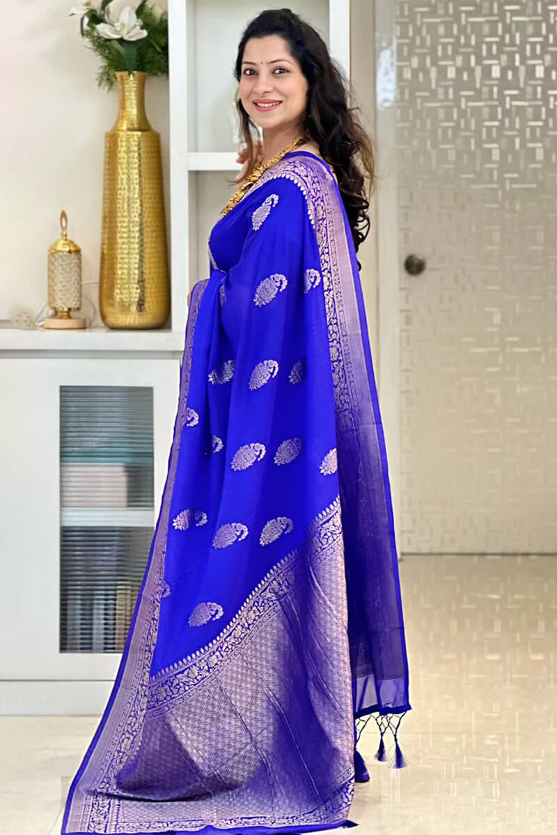 Vestigial Royal Blue Soft Silk Saree With Beleaguer Blouse Piece