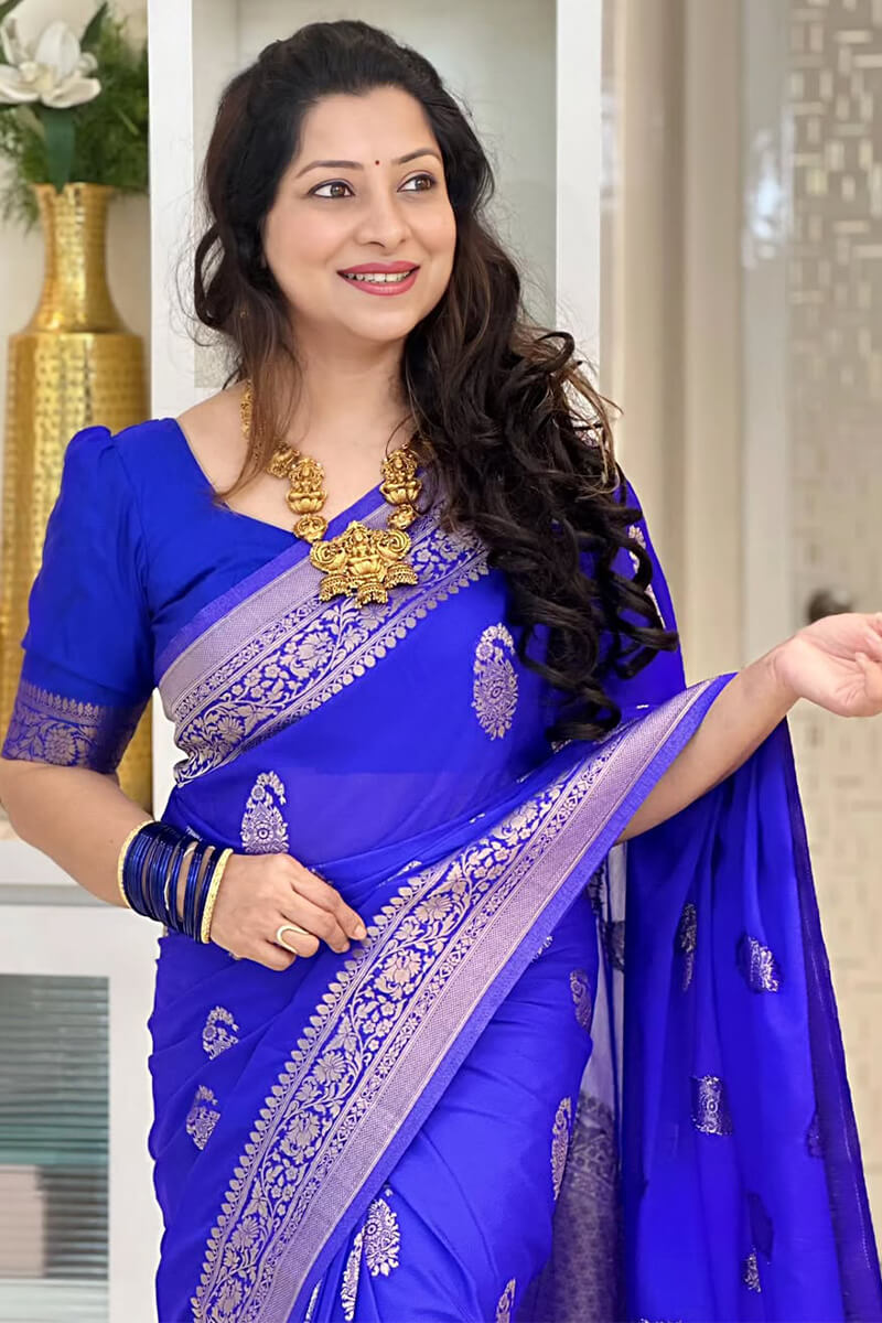 Vestigial Royal Blue Soft Silk Saree With Beleaguer Blouse Piece