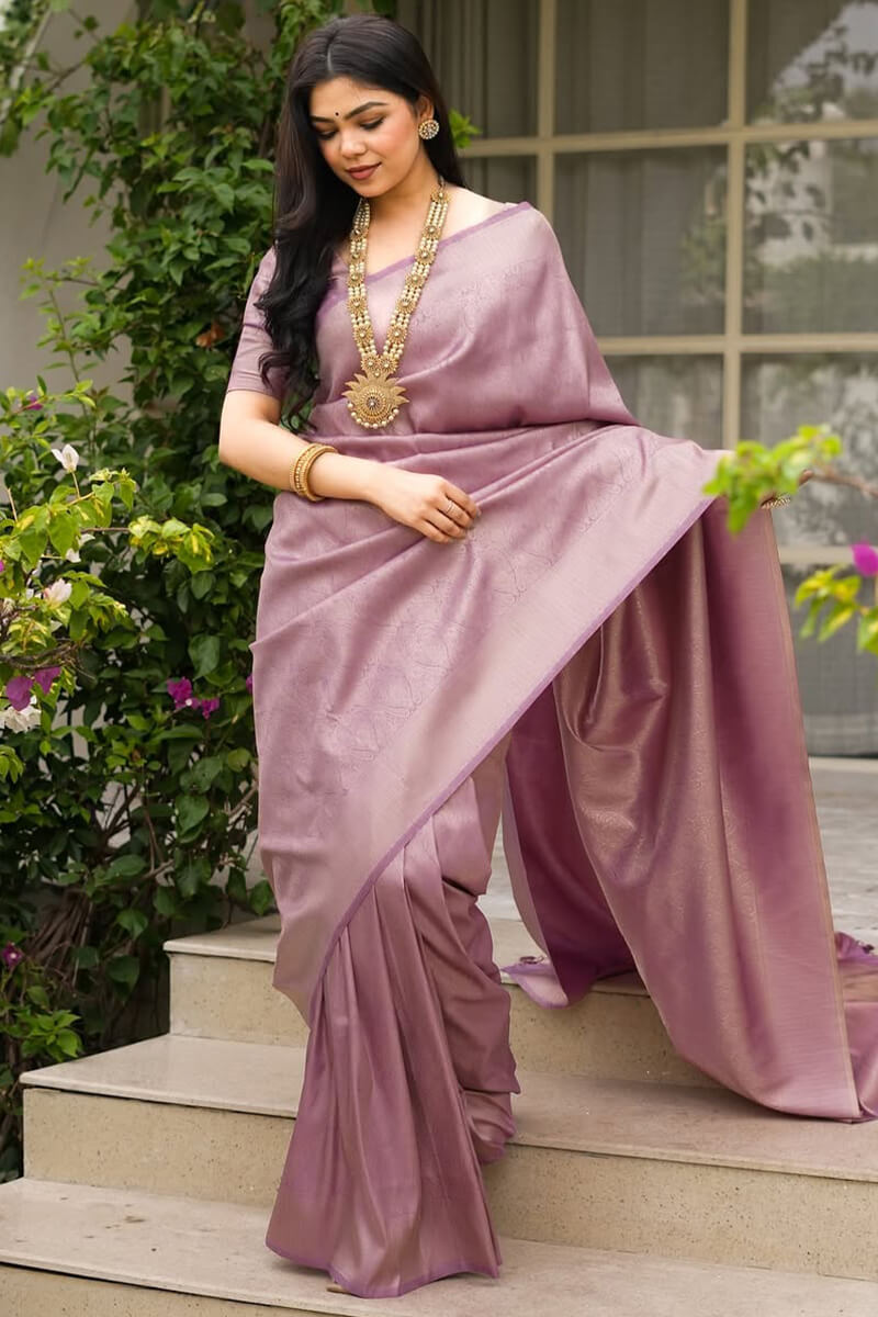 Ravishing Lavender Soft Silk Saree With Precious Blouse Piece