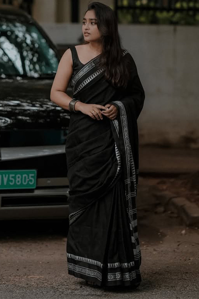 Serendipity Black Cotton Silk Saree With Ideal Blouse Piece