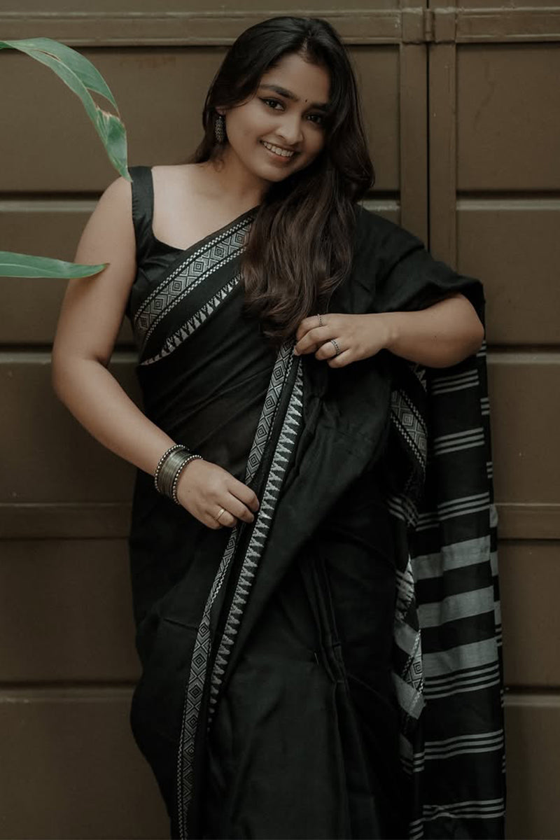 Serendipity Black Cotton Silk Saree With Ideal Blouse Piece