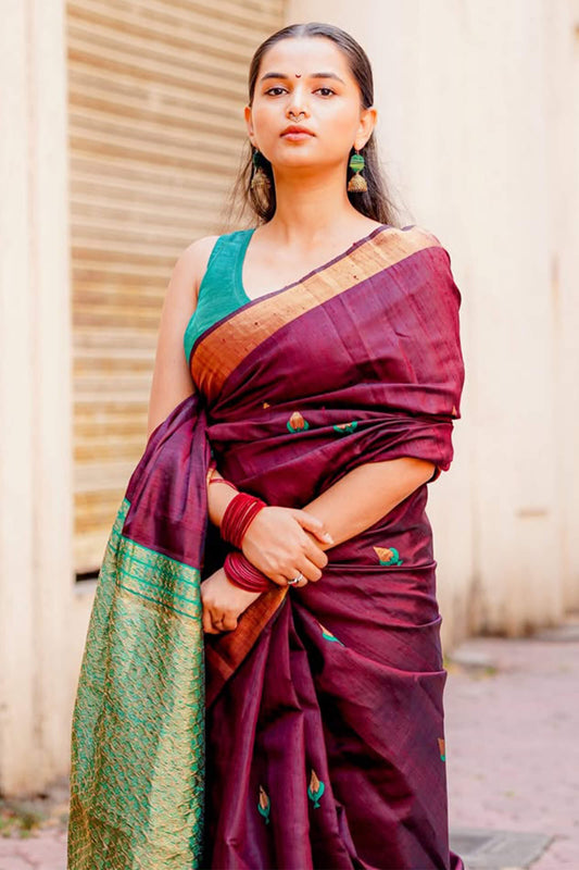 Splendorous Wine Cotton Silk Saree With Nebula Blouse Piece