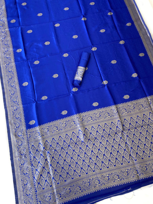 Flattering Royal Blue Soft Silk Saree With Aplomb Blouse Piece