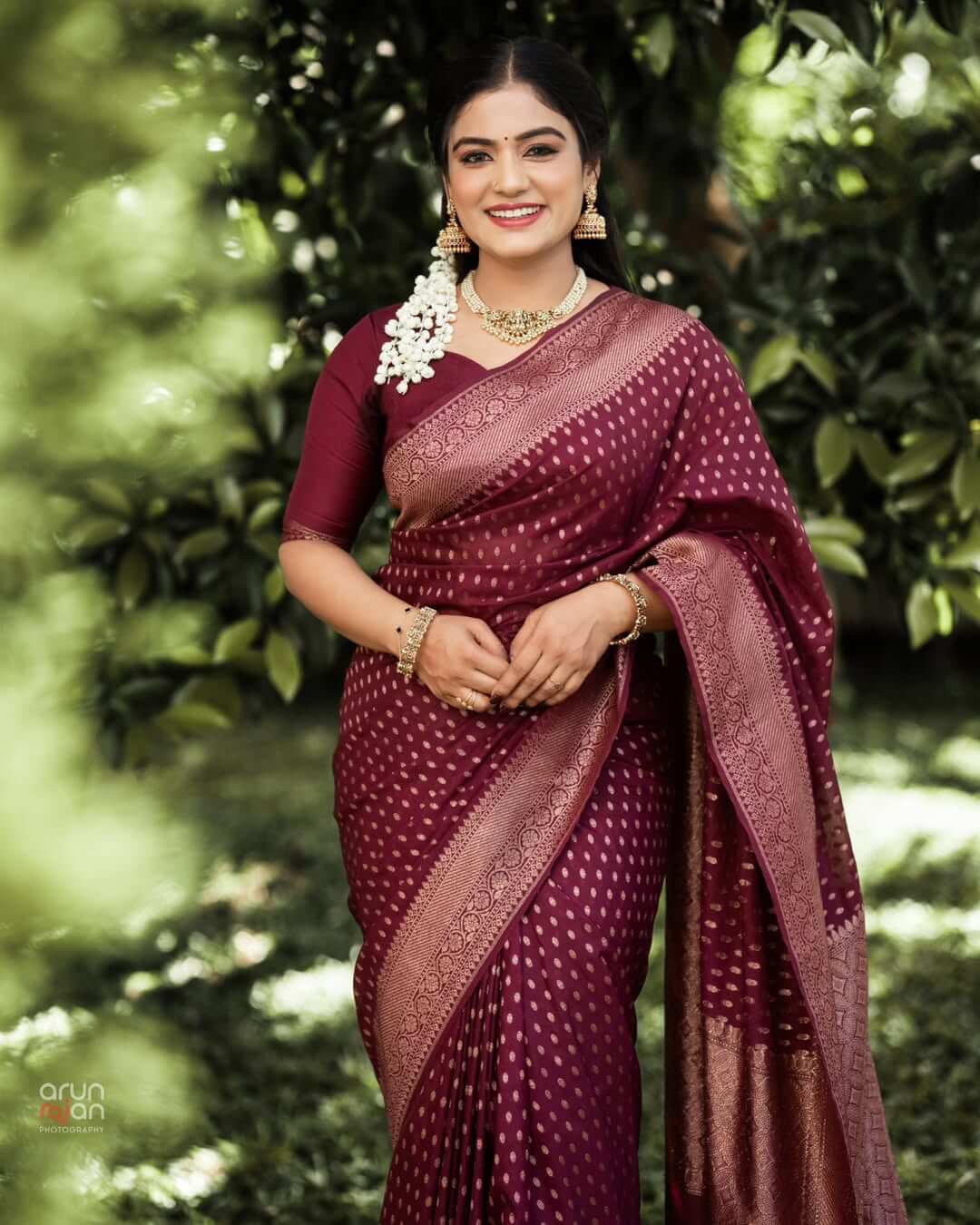 Nectarous Wine Soft Silk Saree With Delectable Blouse Piece