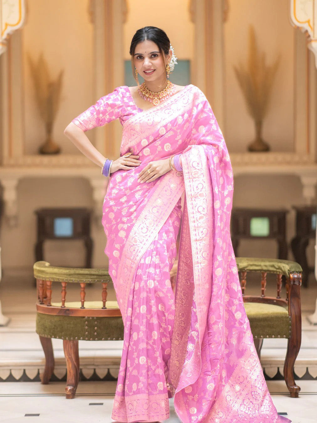 Flameboyant Baby Pink Soft Silk Saree With Opulent Blouse Piece