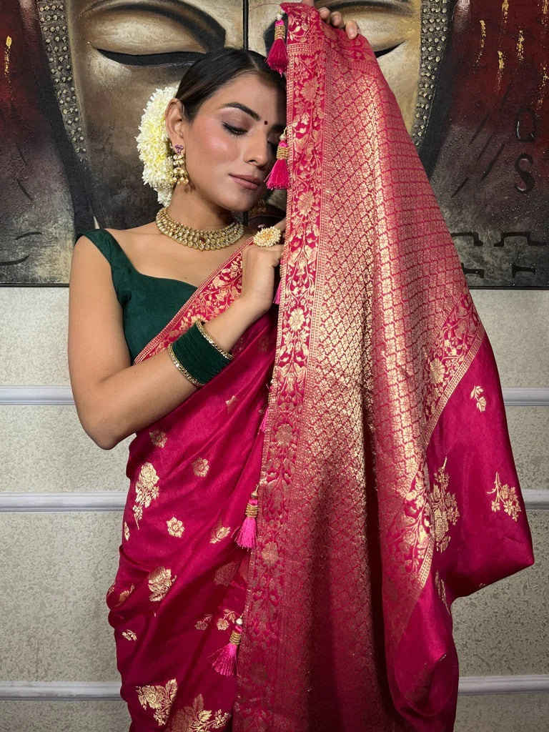 Imbrication Dark Pink Soft Silk Saree With Breathtaking Blouse Piece