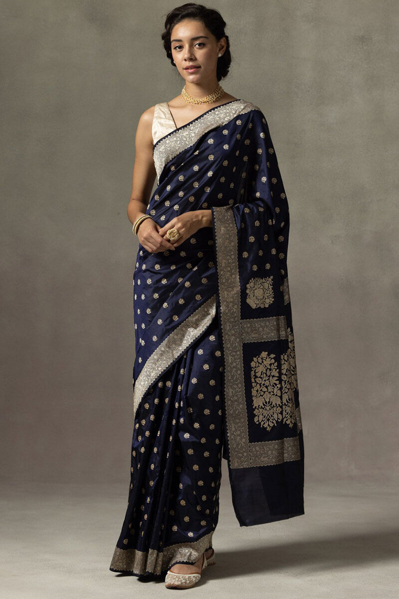 Blooming Navy Blue Soft Silk Saree With Engaging Blouse Pieced