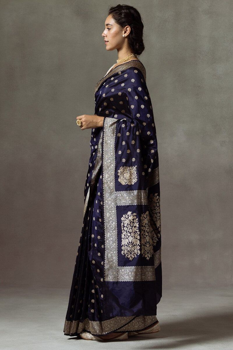 Blooming Navy Blue Soft Silk Saree With Engaging Blouse Pieced