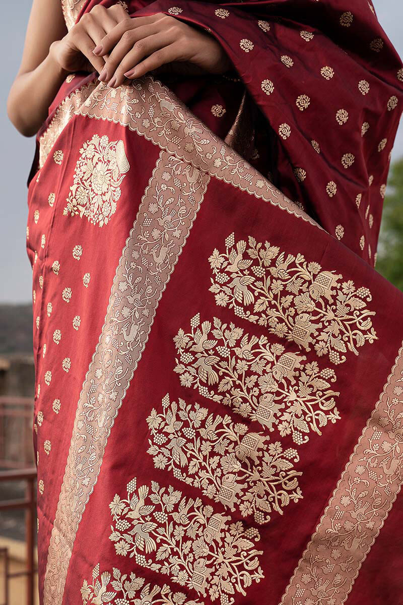 Eloquence Wine Soft Silk Saree With Fantabulous Blouse Pieced