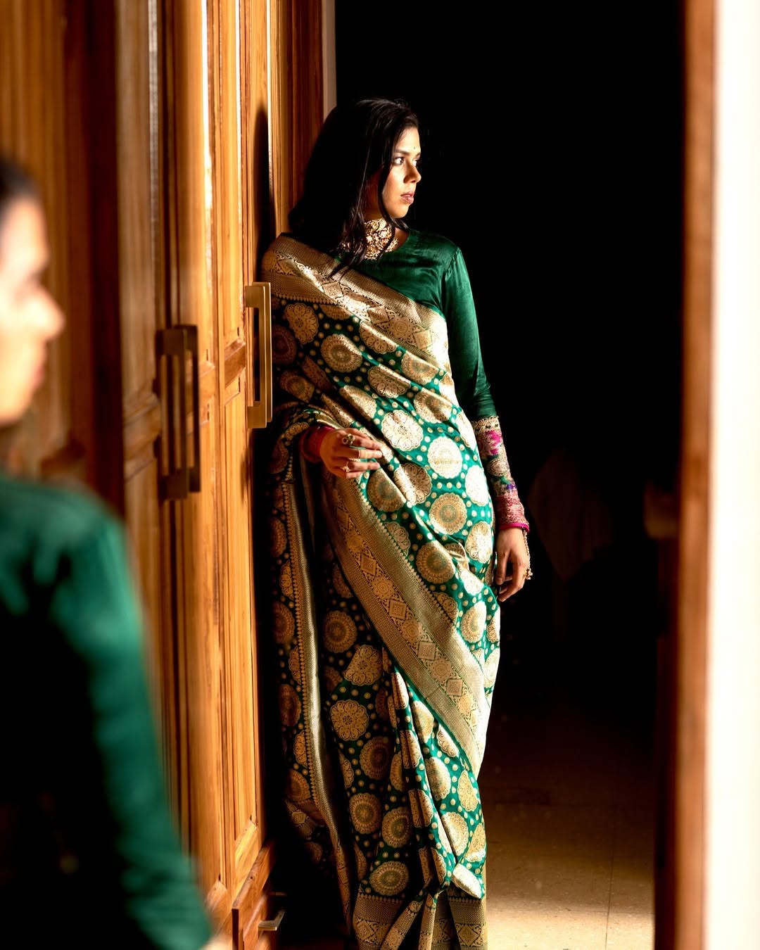 Scintilla Dark Green Soft Silk Saree With Delectable Blouse Piece