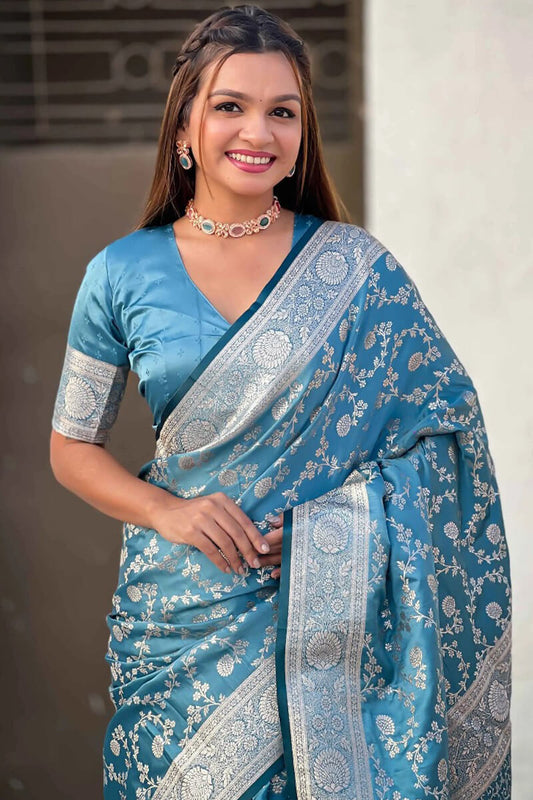 Admirable Firozi Soft Silk Saree With Resonant Blouse Piece
