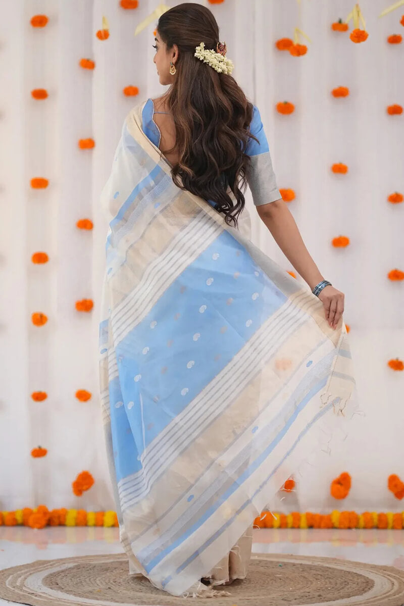 Evocative Beige Cotton Silk Saree With Beauteous Blouse Piece