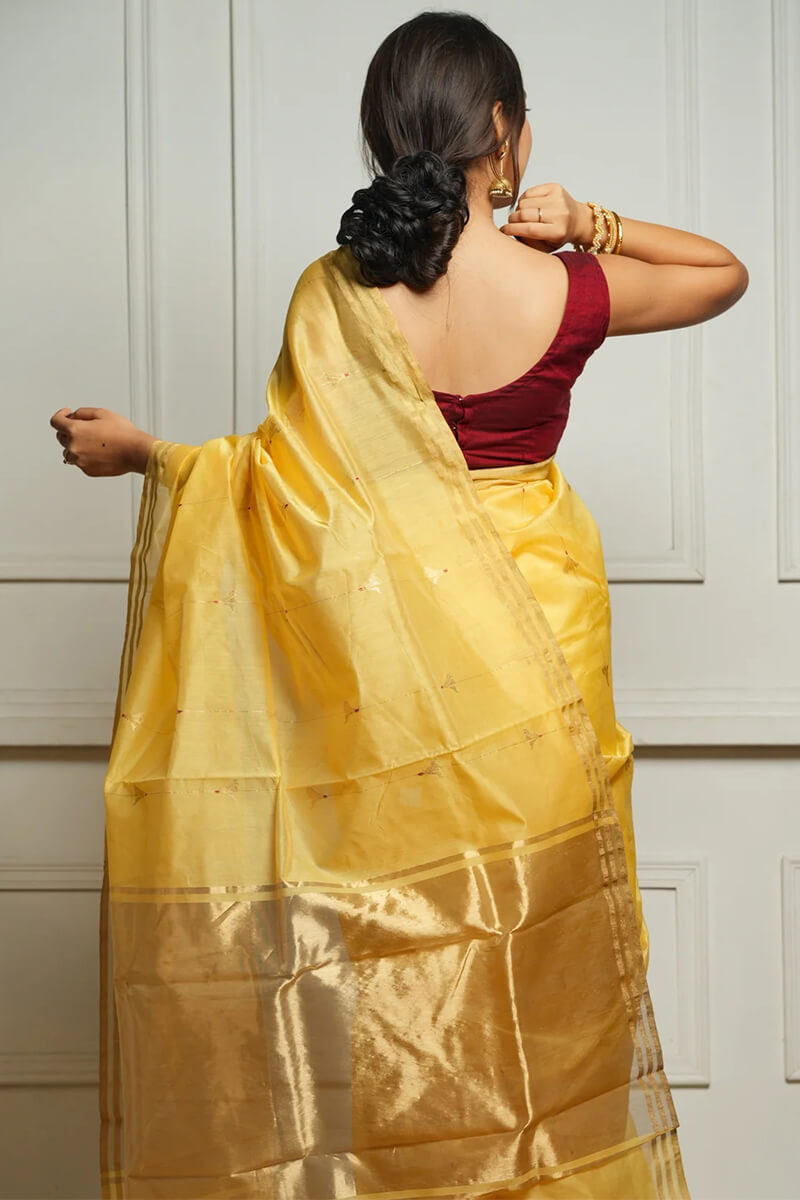 Lissome Yellow Cotton Silk Saree With Demure Blouse Piece